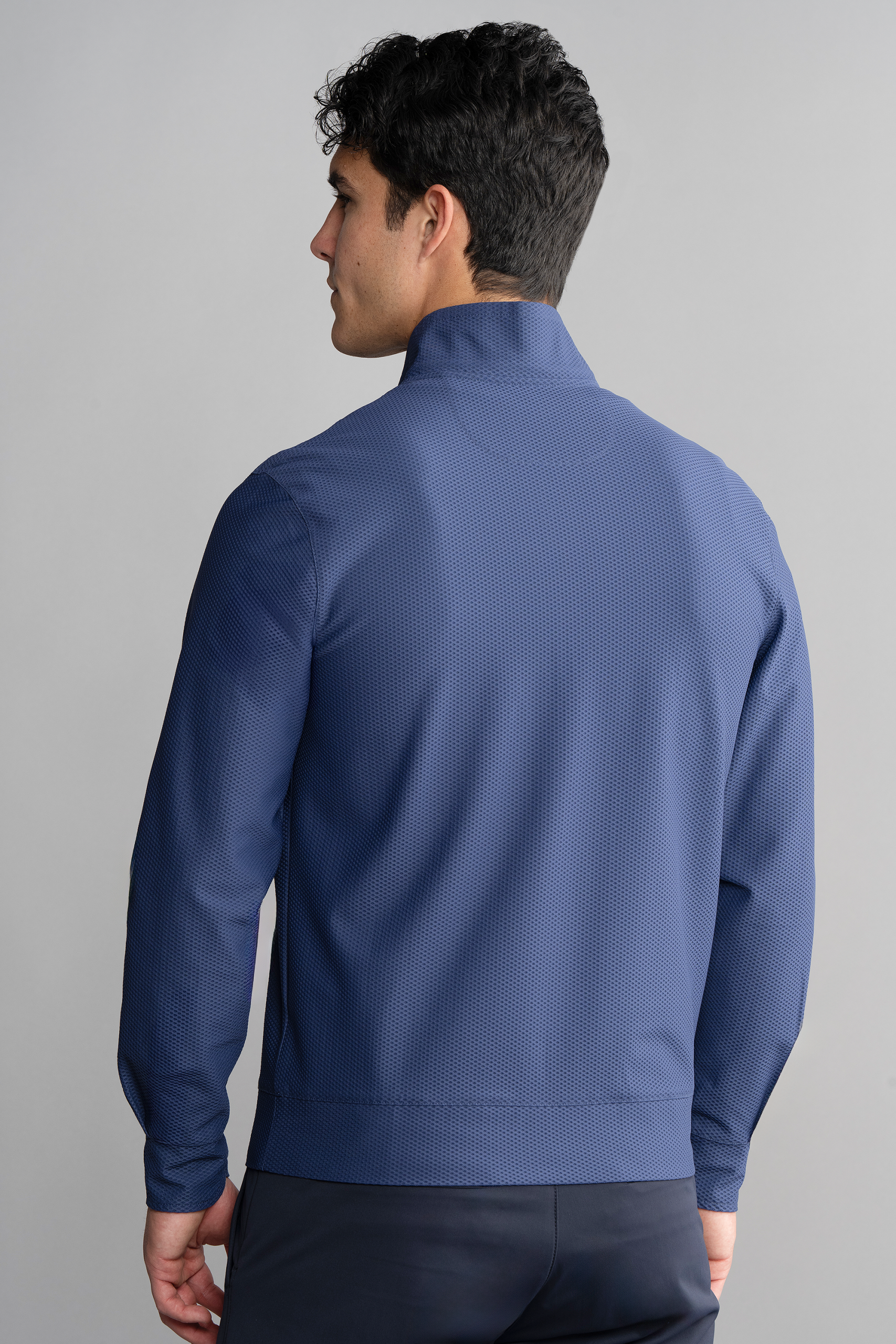 Air-QuarterZip-Blue-Back-25.1.png
