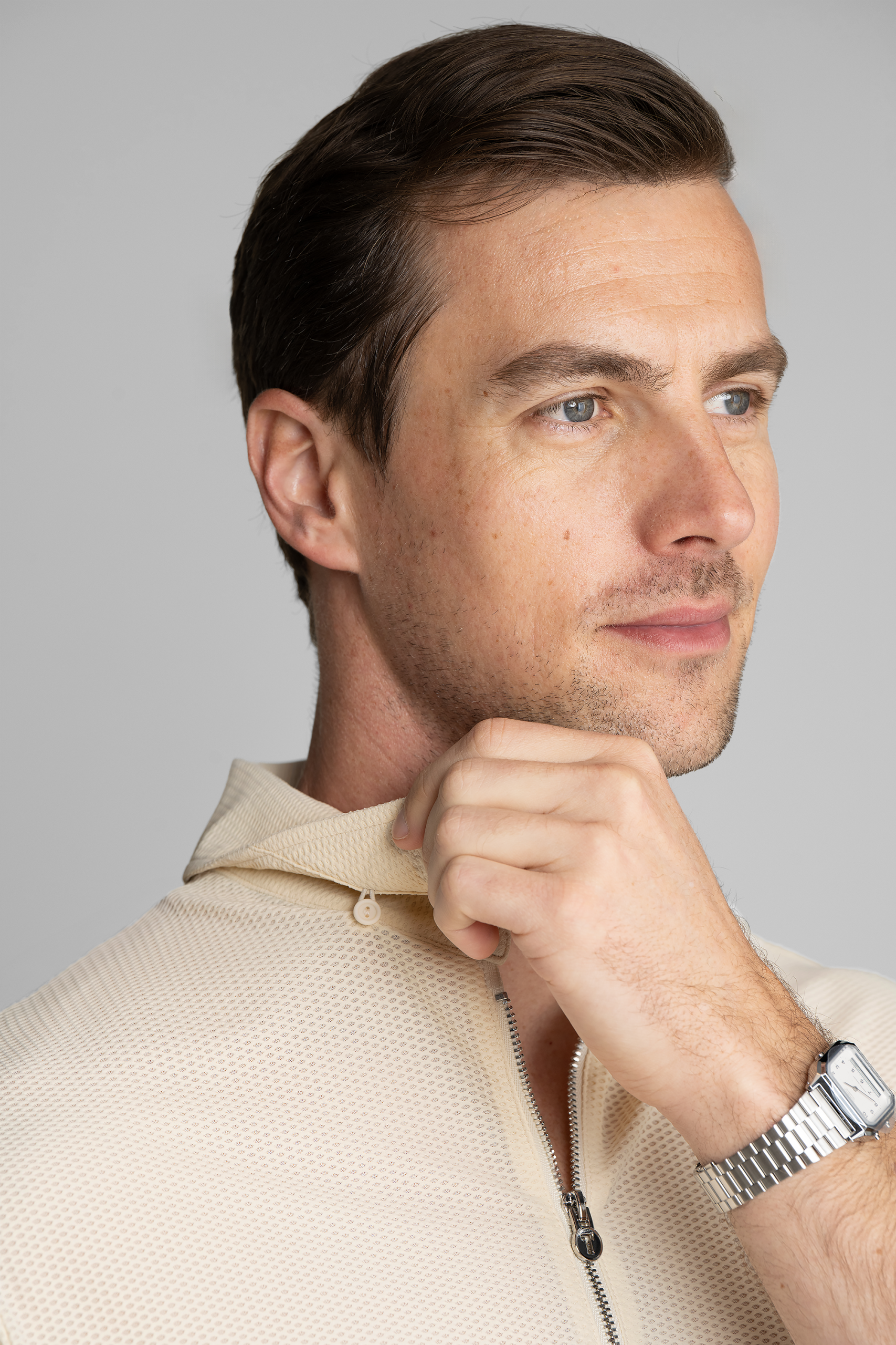 Air-QuarterZip-Ecru-Collar-26.1.png