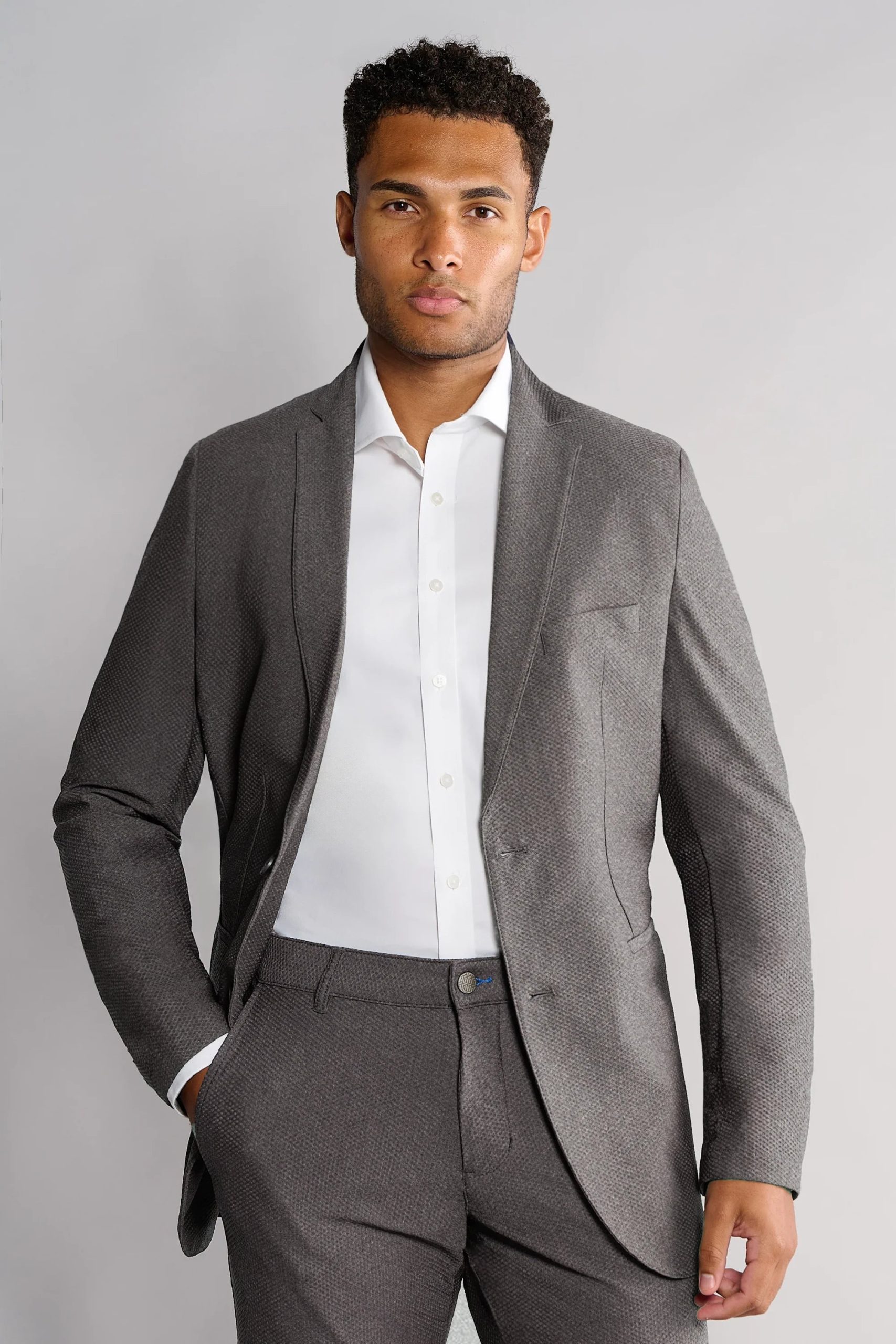 AirBlazer_Heather_Light_Grey_Front_26.1.jpg