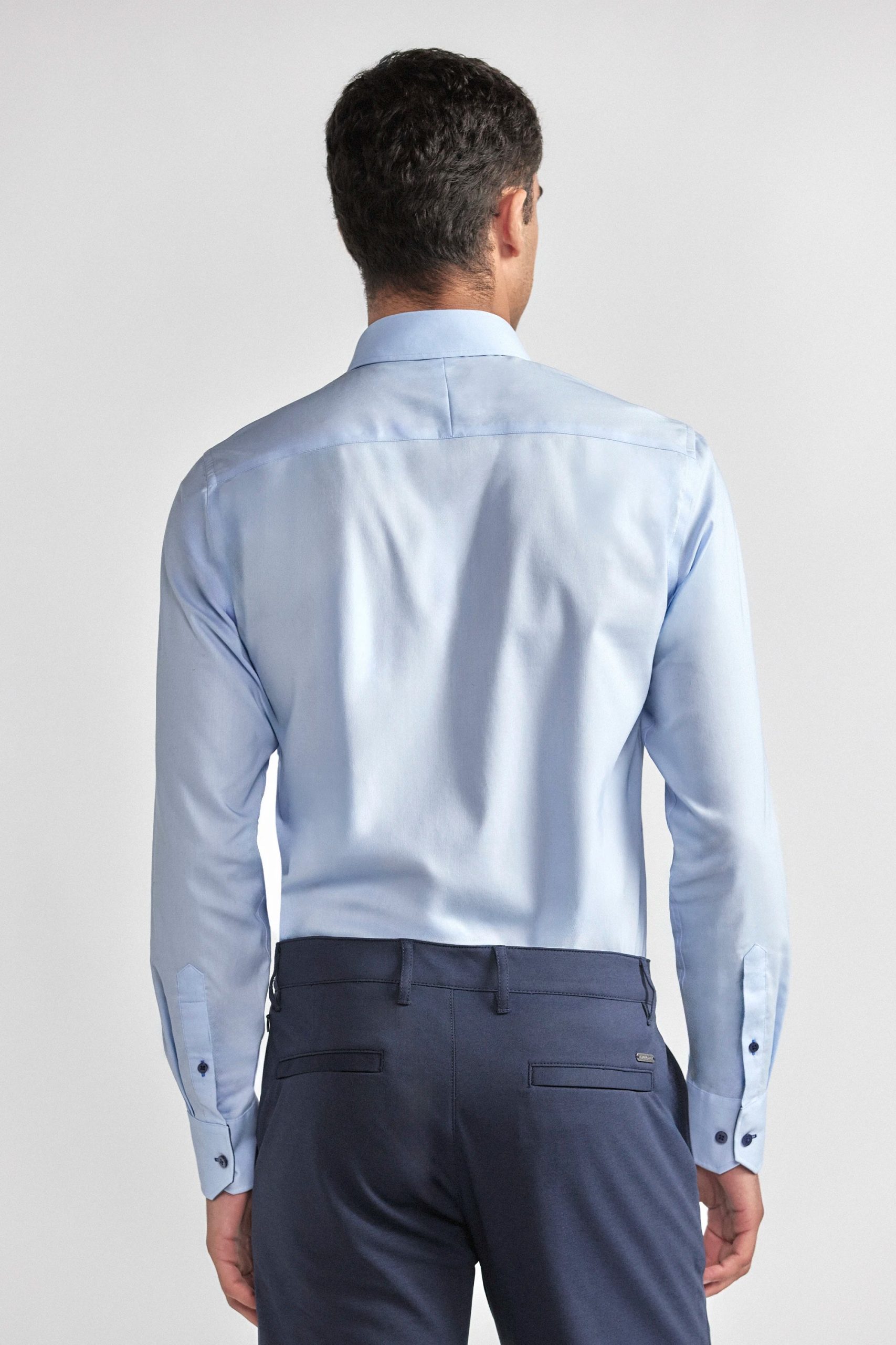 Leader-Blue-Navy-Buttons-Contrast-Back-26.1.jpg