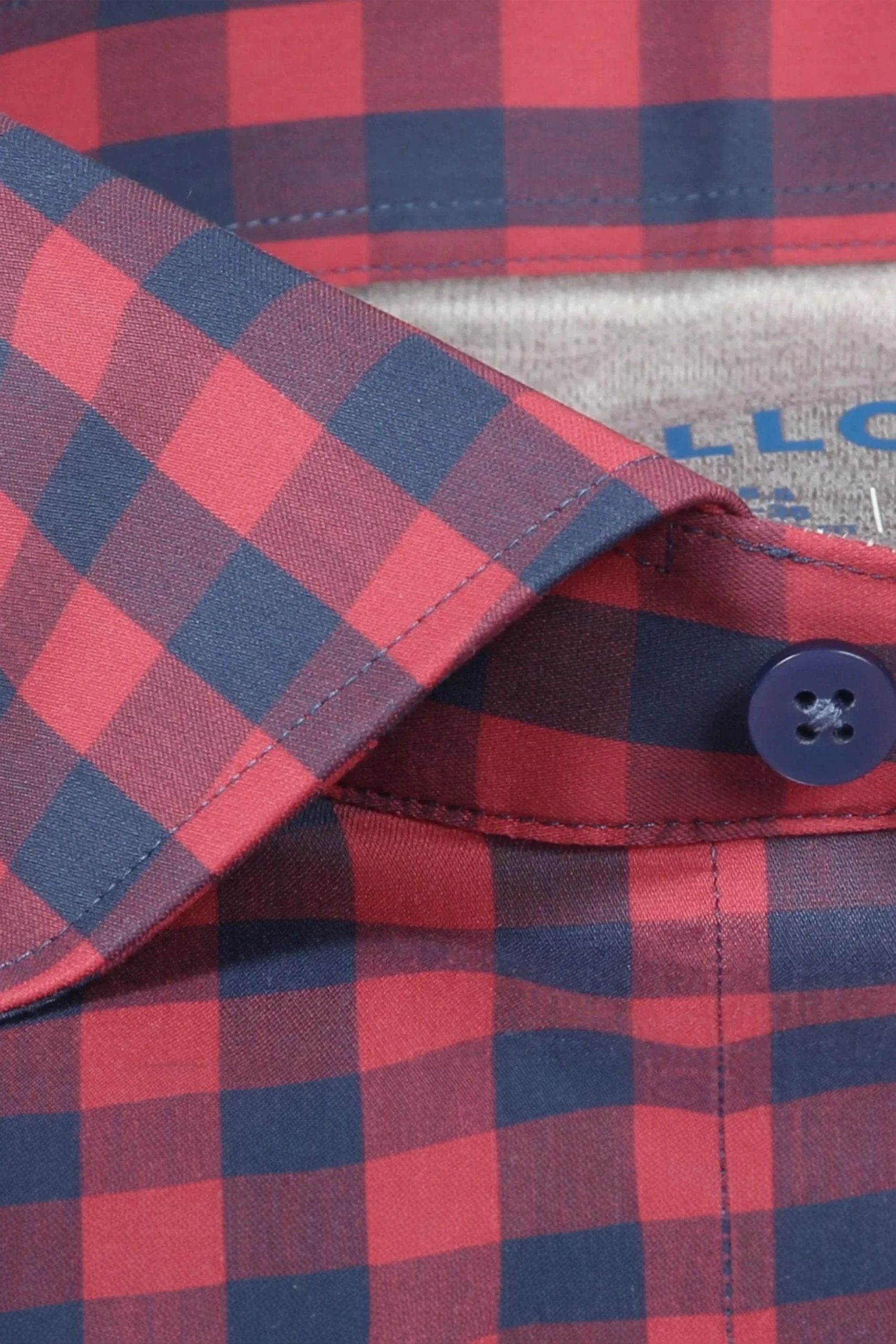 Leader_Non-Iron_Gingham_Collar.jpg