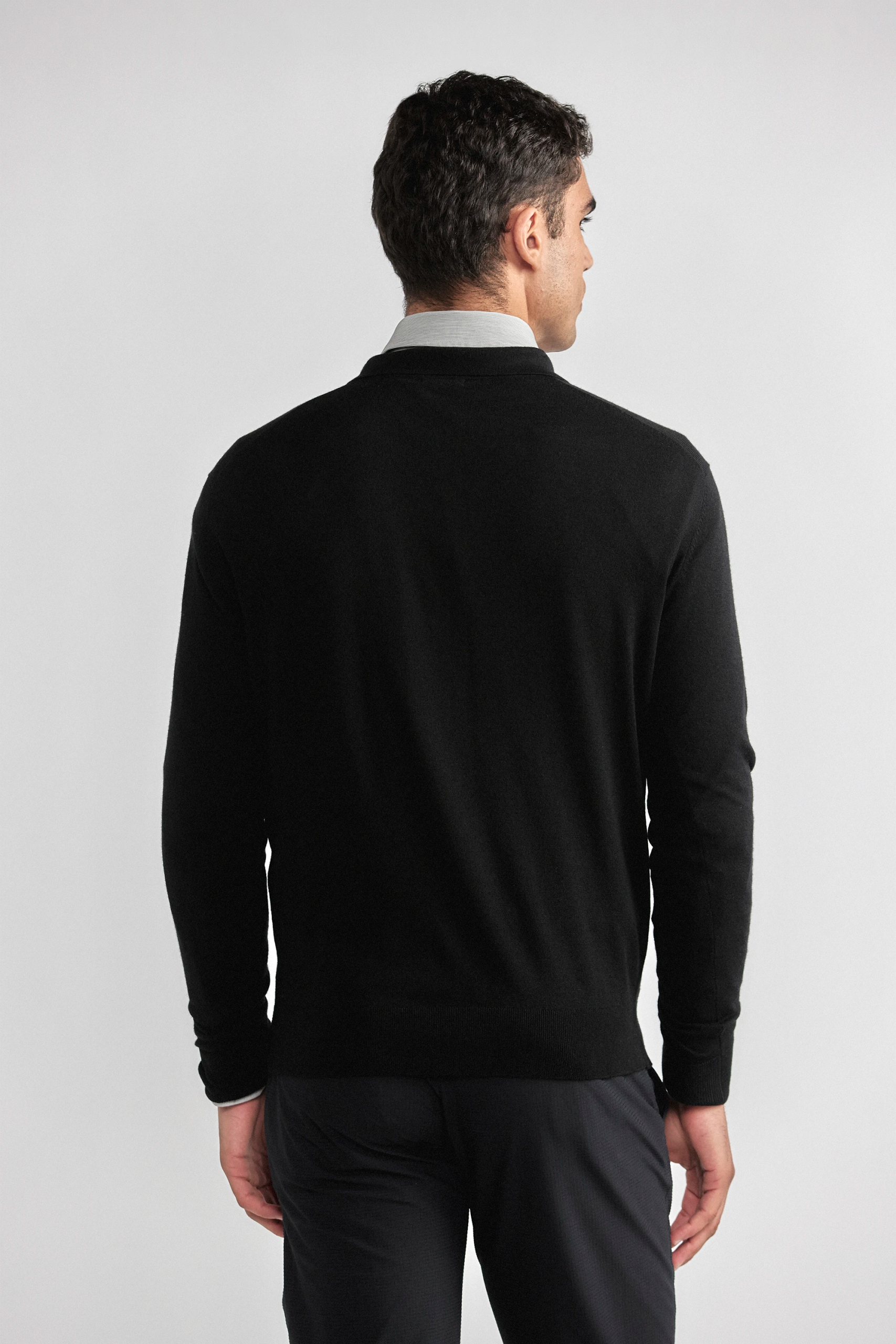 Lightweight-Cashmere-Polo-Black-Back-26.1.png