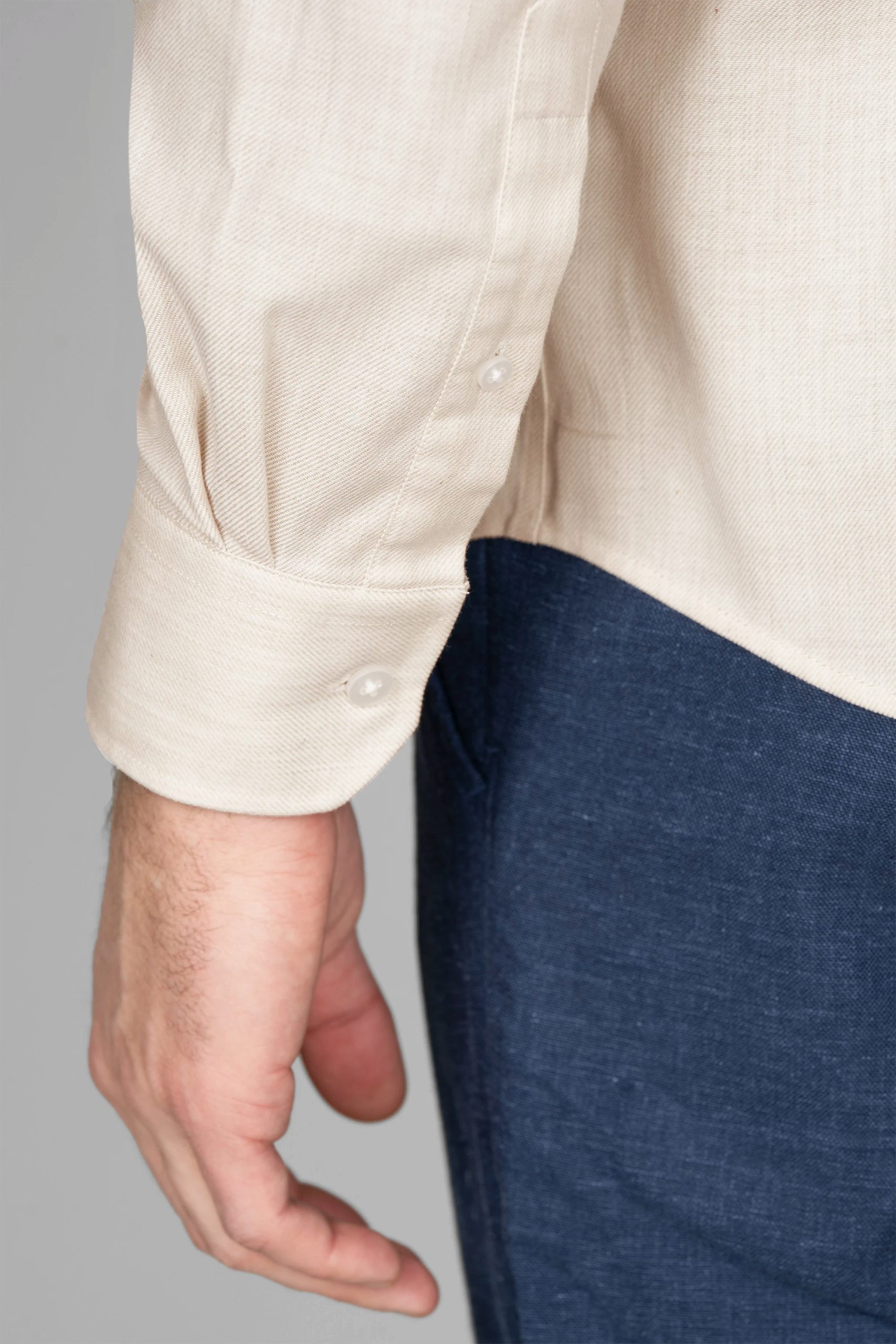 Linen-Shirt-Khaki-Cuff-26.2.png