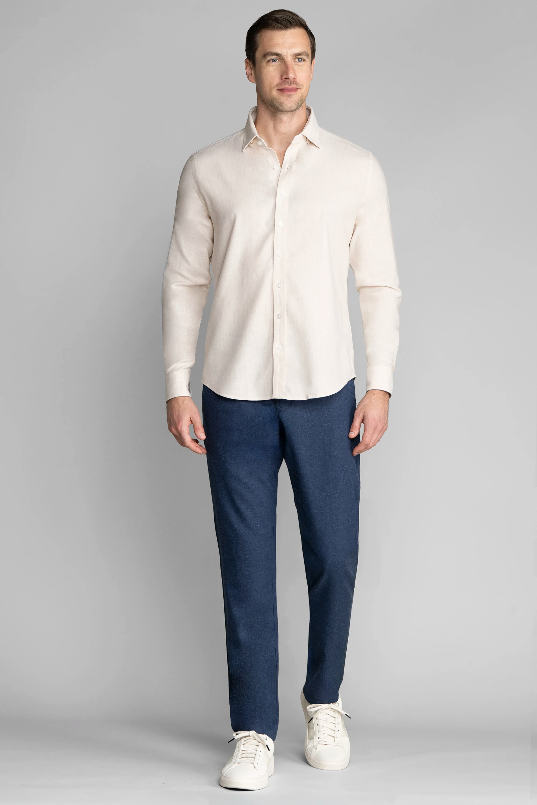 Linen-Shirt-Khaki-Fullbody-26.2.png