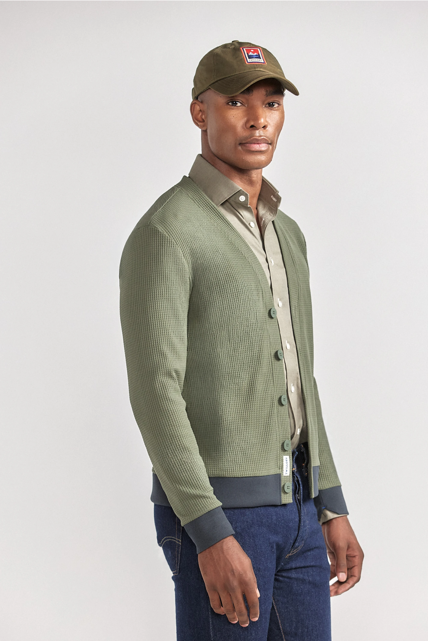 Waffle-Cardigan-Olive-Side-26.1.png
