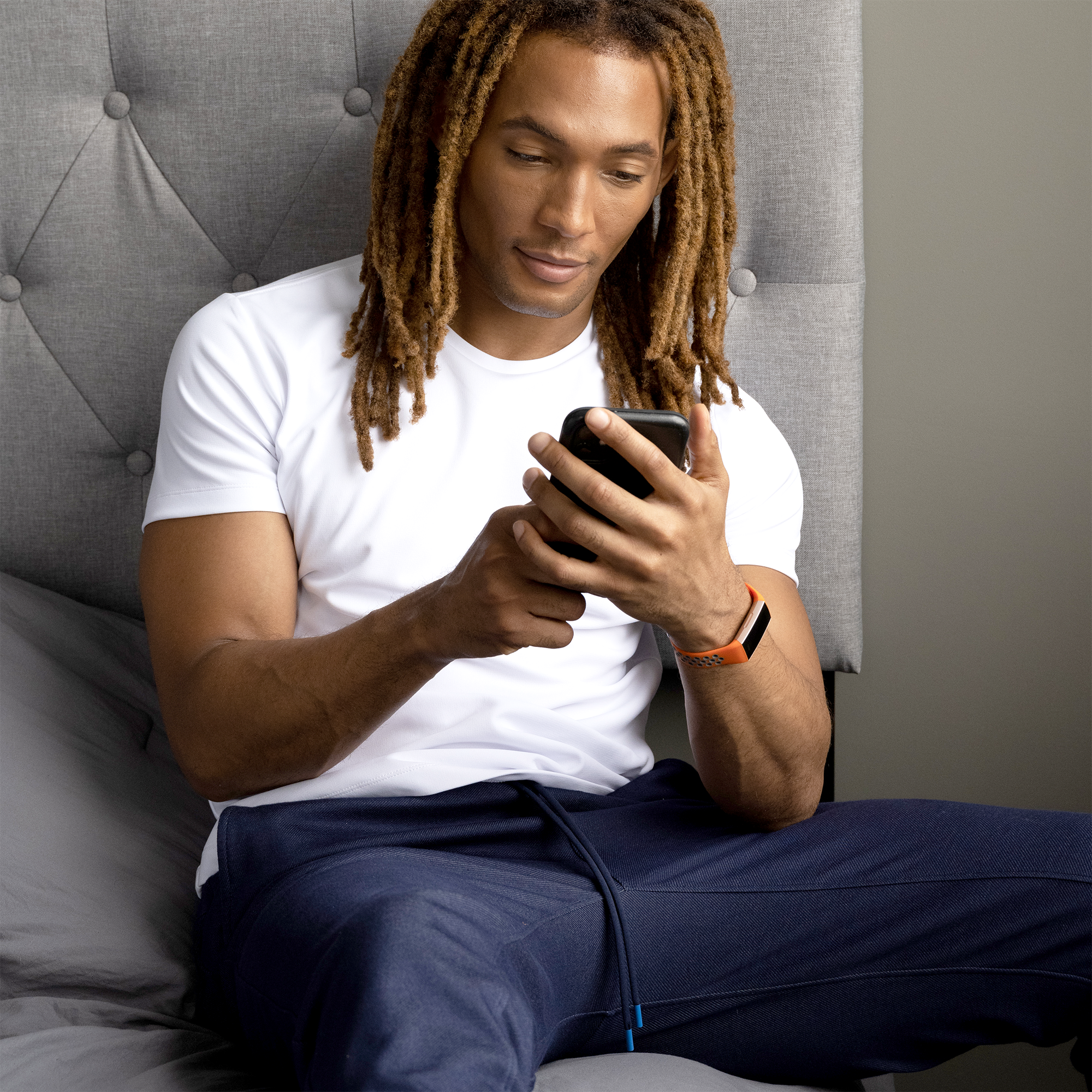 all_Tee-Jogger-SQ1_d3592ec8-7535-44d5-b06c-4c32161d66b5.png