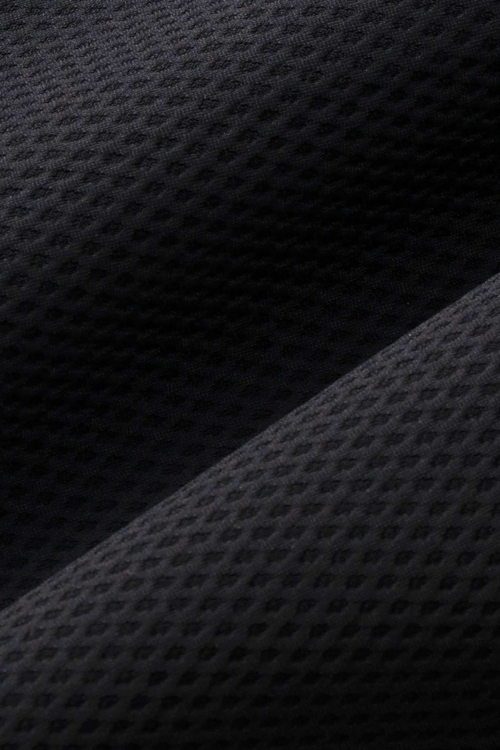 black-qzip-fabric.png