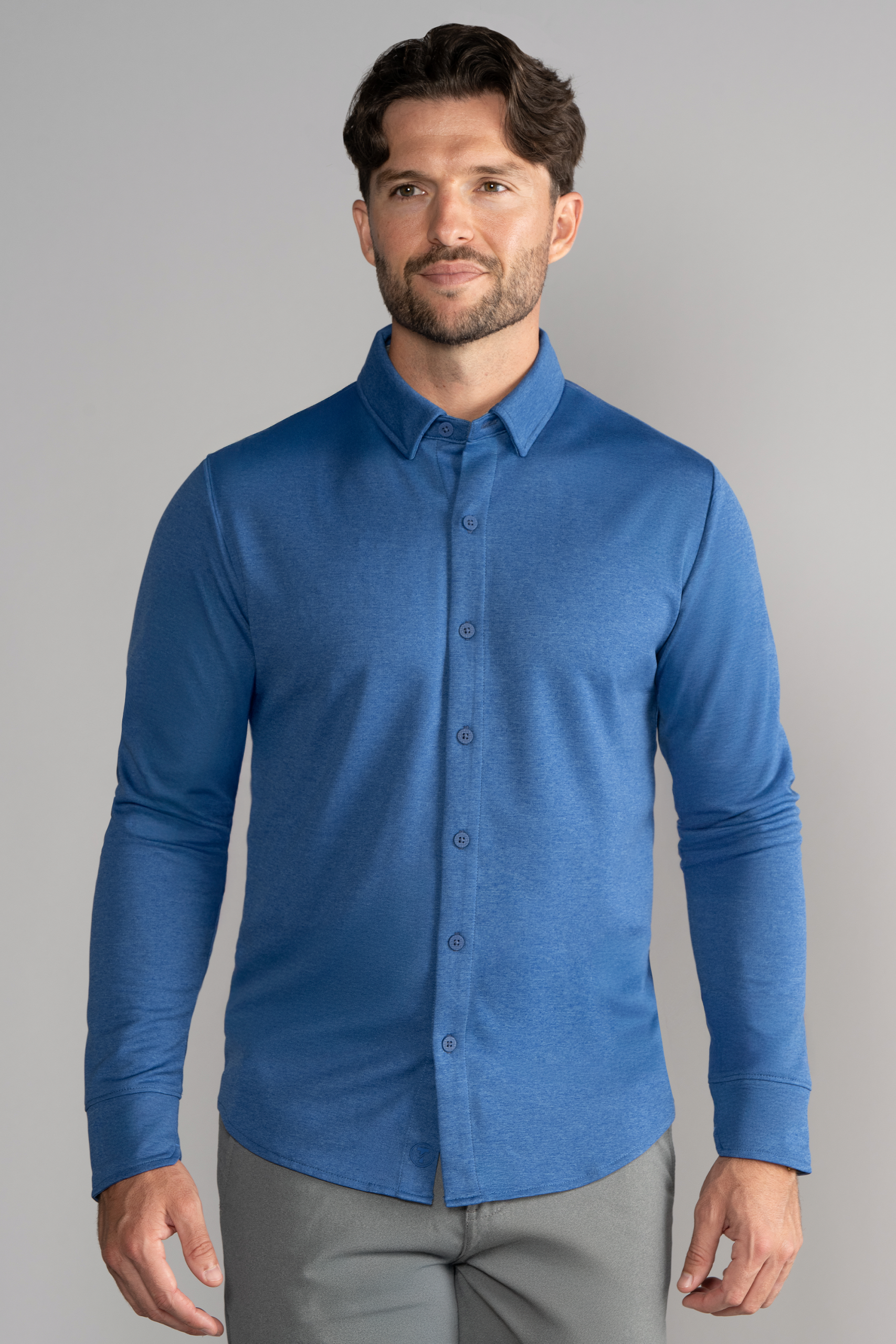 blue_AES010_M_2025_c9c52a12-9e6d-4e49-8054-0d41fd63203f.png