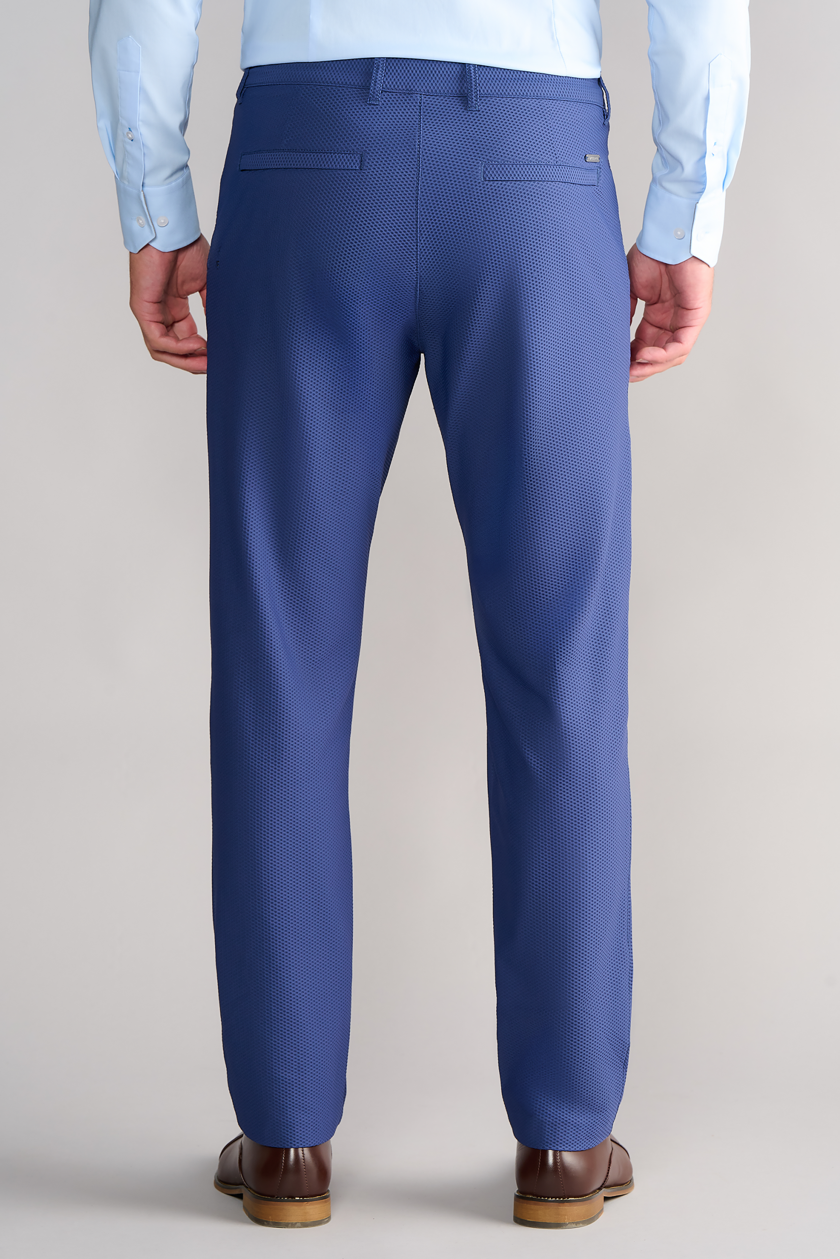 blue_PCP032_R_2025.png
