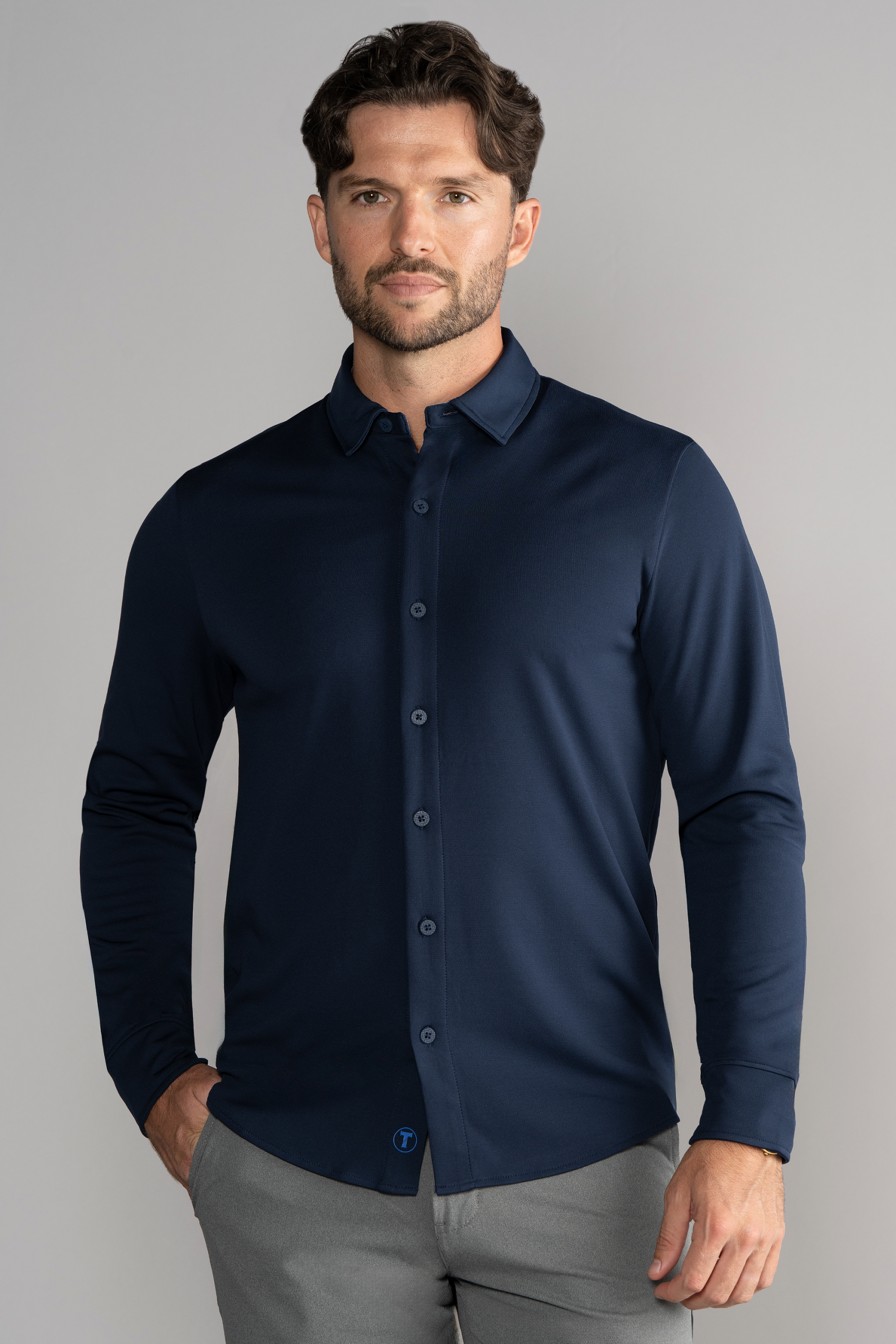 navy_AES004_M_2025_ac6f3352-42a0-48f4-be3a-b80a0d4c7132.png