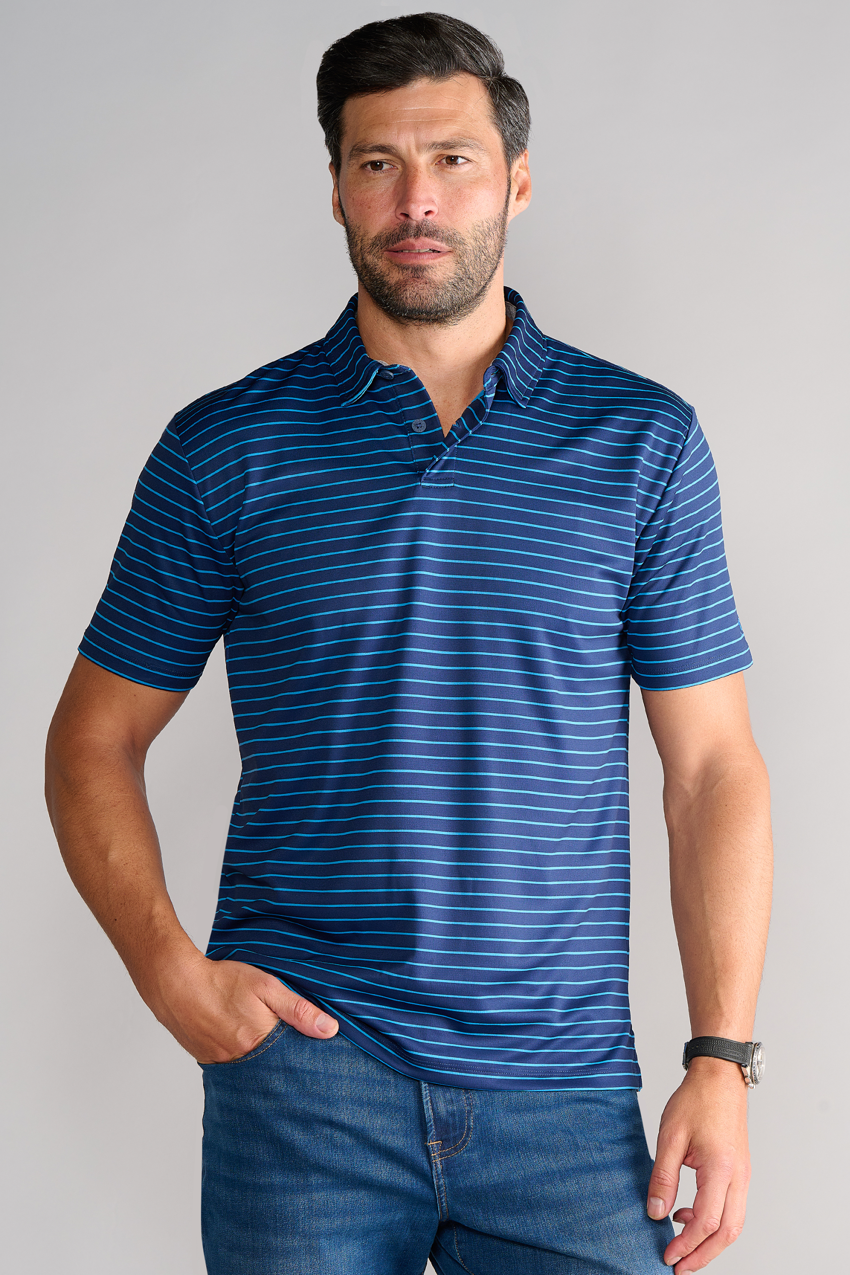 navy_blue_AEP026_M_2025.png