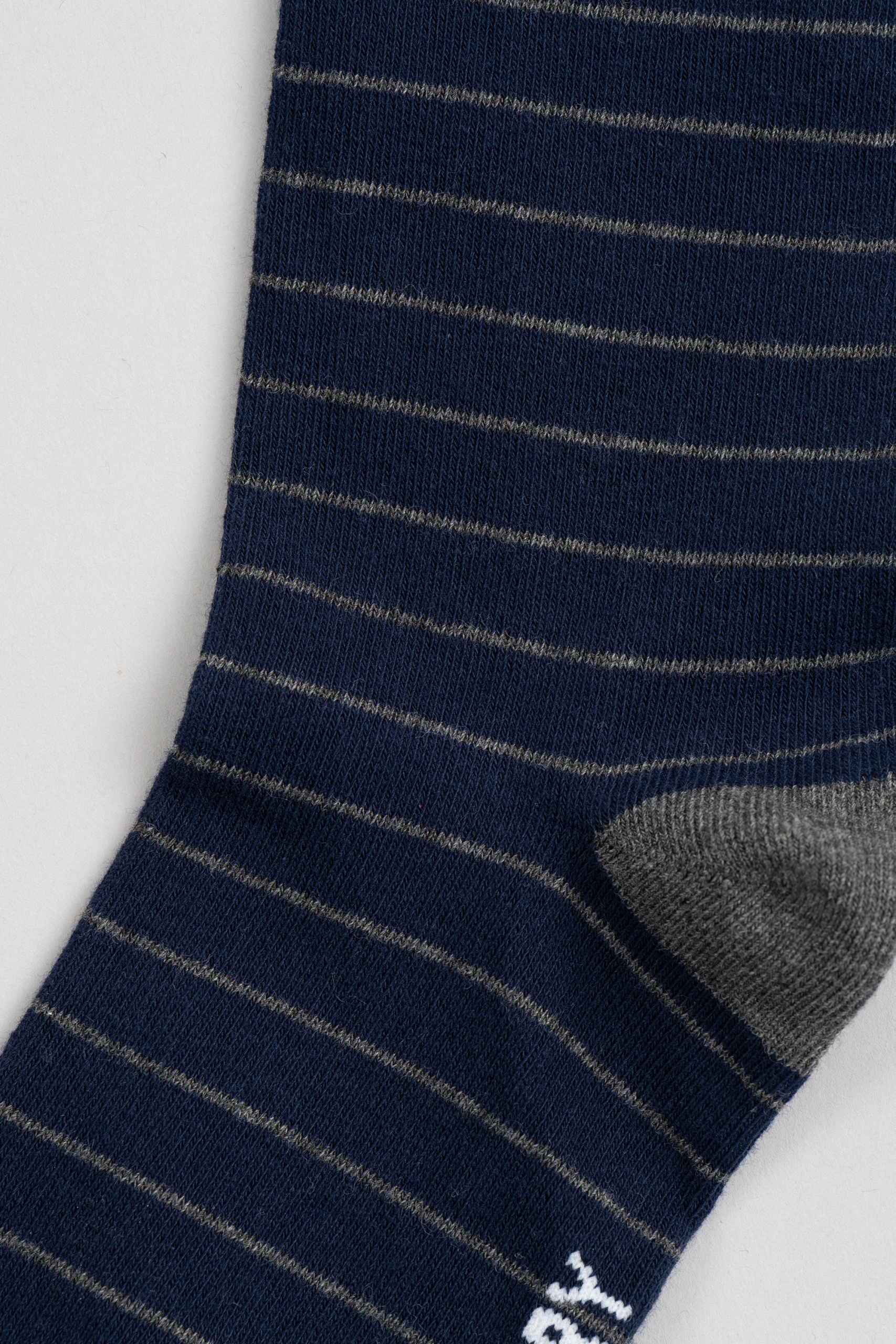 navystripe_MDK088_D_2025.png